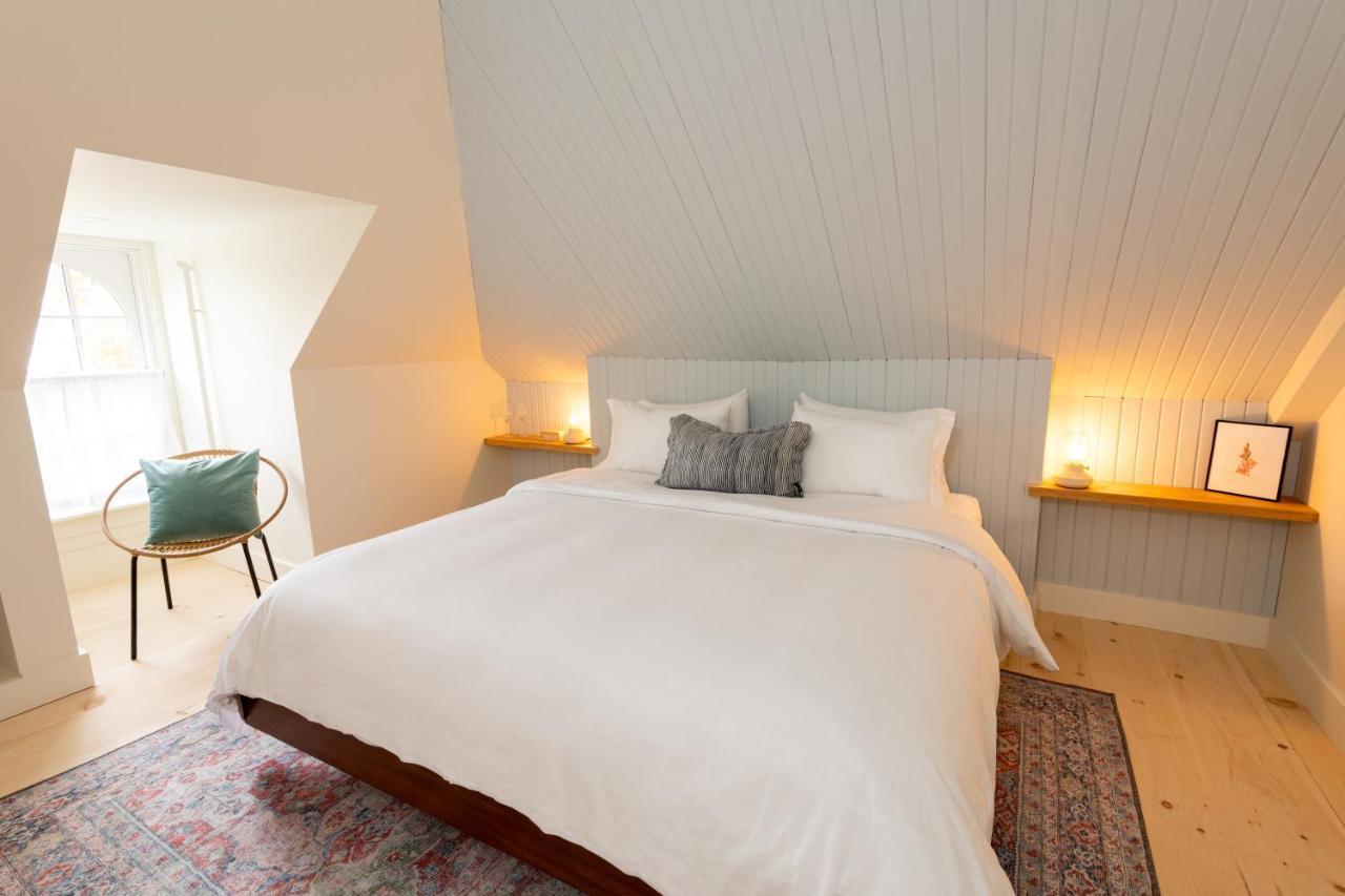 The August House Hotell Windsor Eksteriør bilde