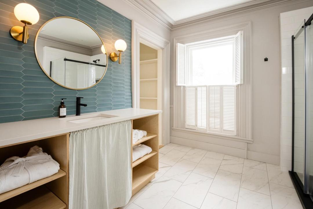 The August House Hotell Windsor Eksteriør bilde